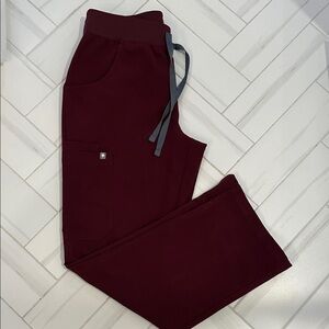 Figs Kade Cargo Scrub Pants